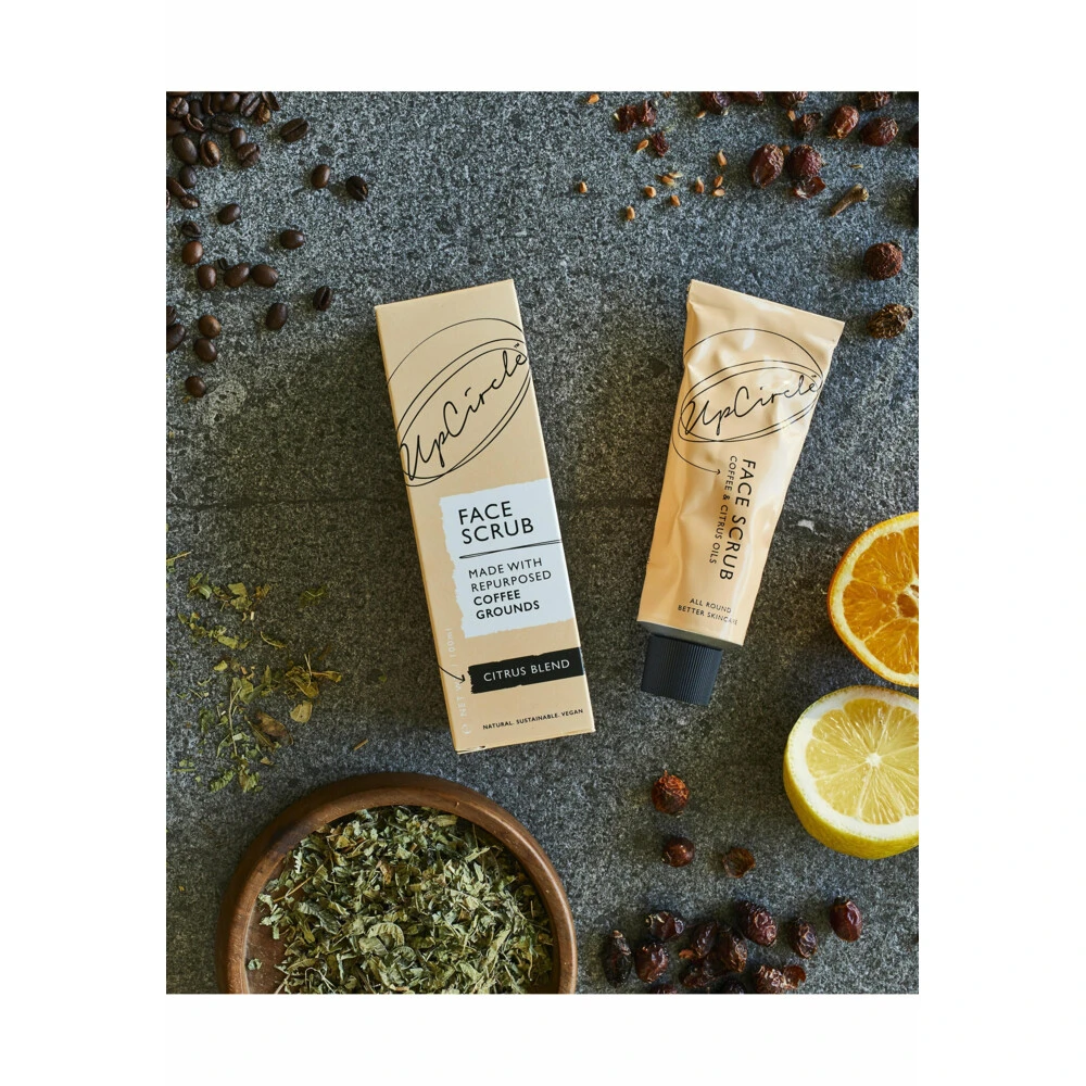 UpCircle Natuurlijke Gezichtsscrub Citrus Blend Voor Droge Huid 4 UpCircle Natuurlijke Gezichtsscrub Citrus Blend Voor Droge Huid - Afbeelding 4