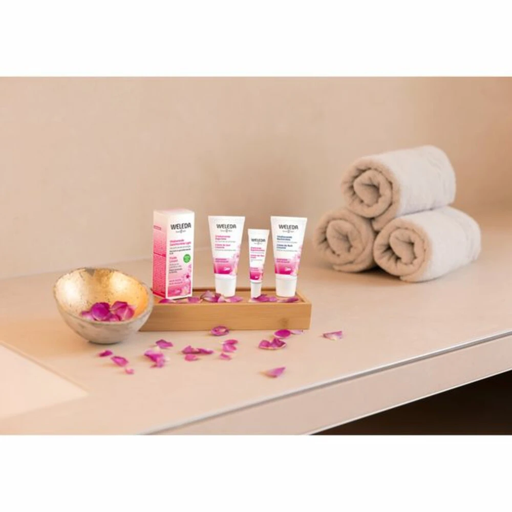 Weleda Nachtcrème Wilde Rozen Vitaliserend 3 Weleda Nachtcrème Wilde Rozen Vitaliserend - Afbeelding 3